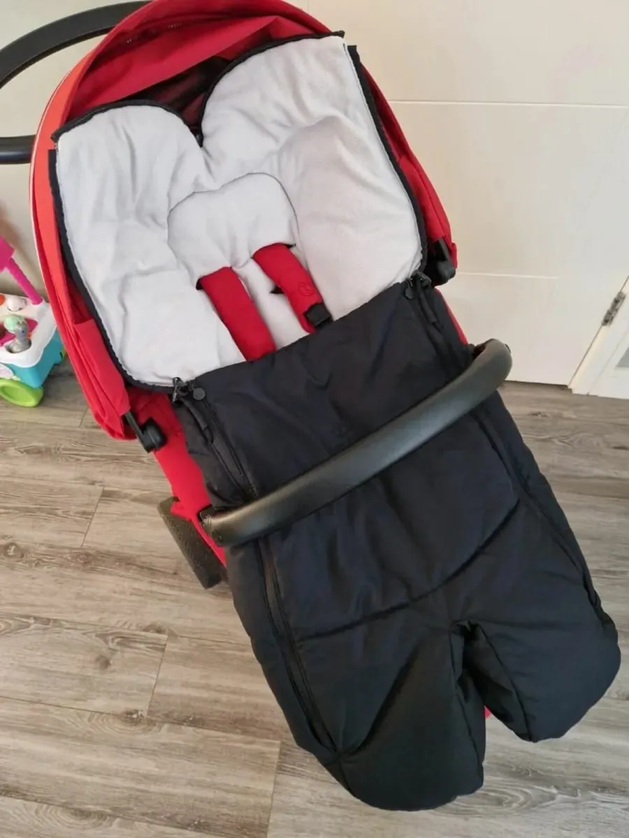 Stokke Xplory Pram + Bassinet / Full Spec System - Image 2