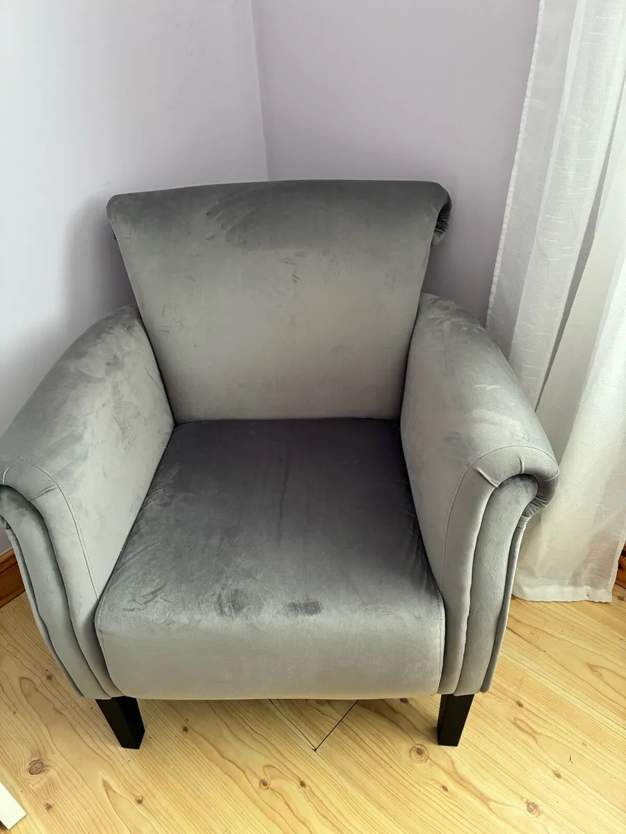 Bedroom Chair & 2 x Storage Ottomans Grey - Image 2