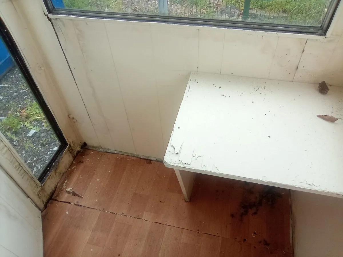 guard house hut security unit garden shed - Image 3