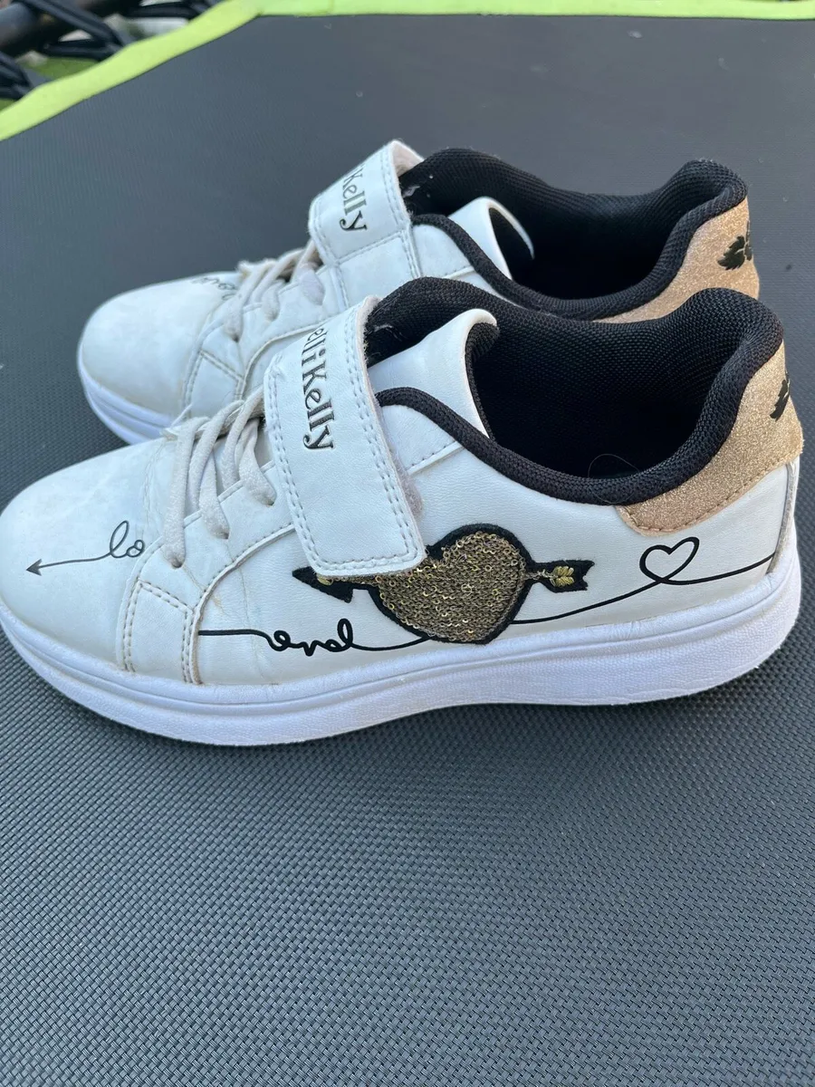 Lelli Kelly leather runners size 5 - Image 1