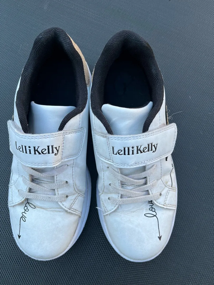 Lelli Kelly leather runners size 5 - Image 2