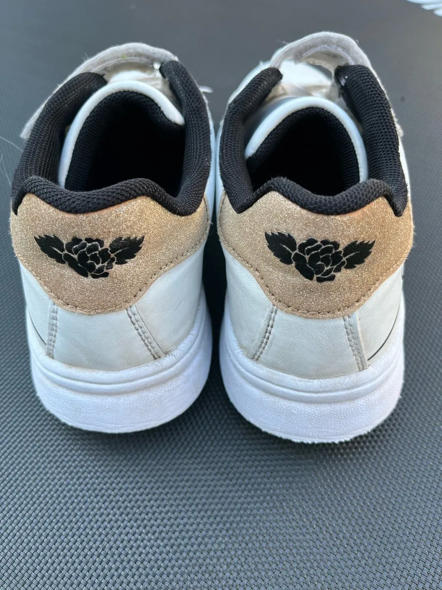 Lelli Kelly leather runners size 5 - Image 4