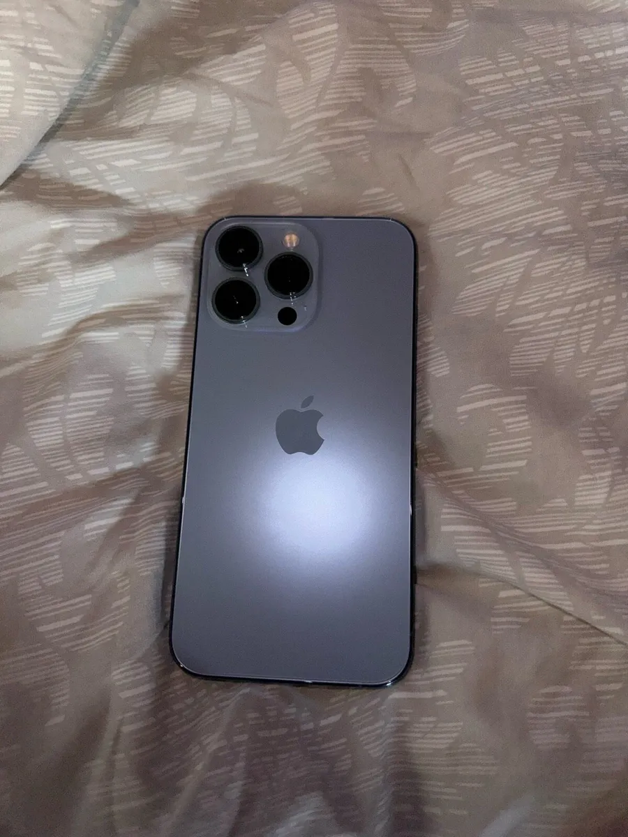 iPhone 13 Pro - Image 2