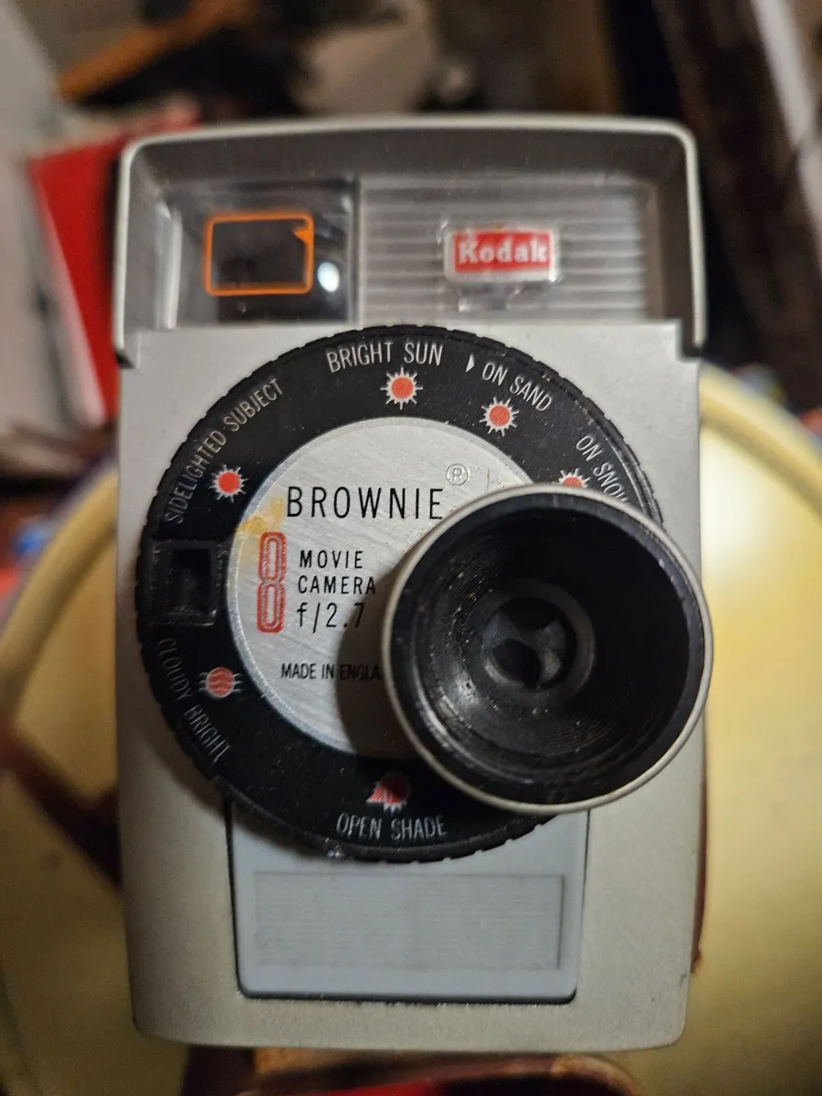 Vintage Kodak Brownie Video Camera - Image 2