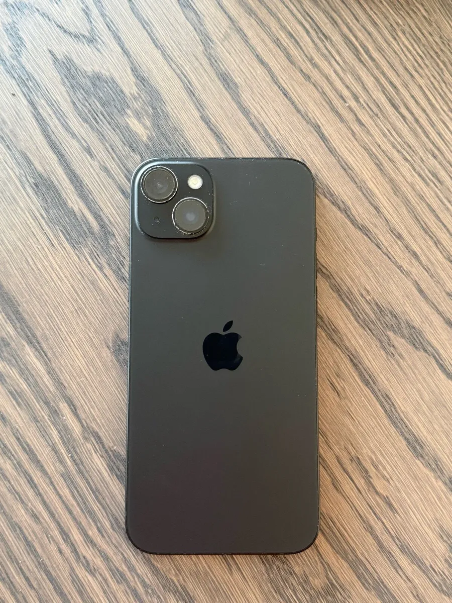 iPhone 15 Plus - Image 2