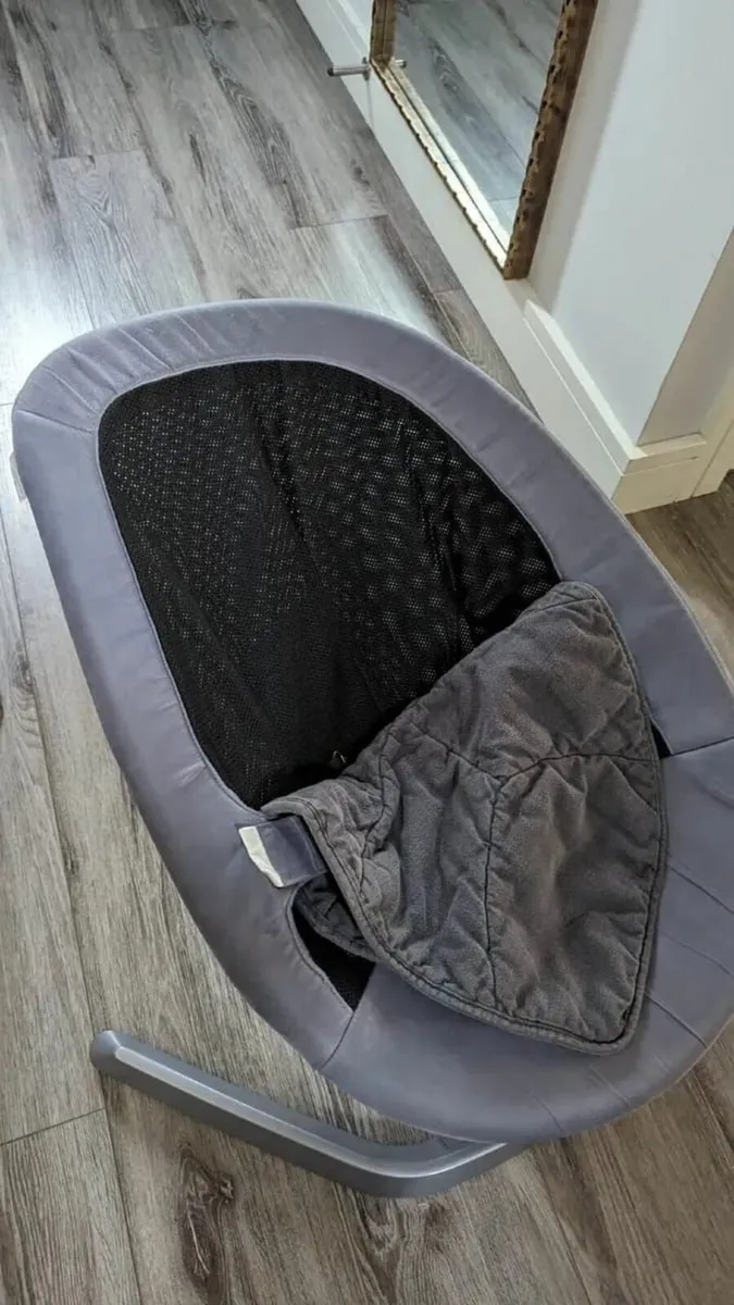 Baby Bouncer Nuna Leaf Non Motorised Convertible - Image 2