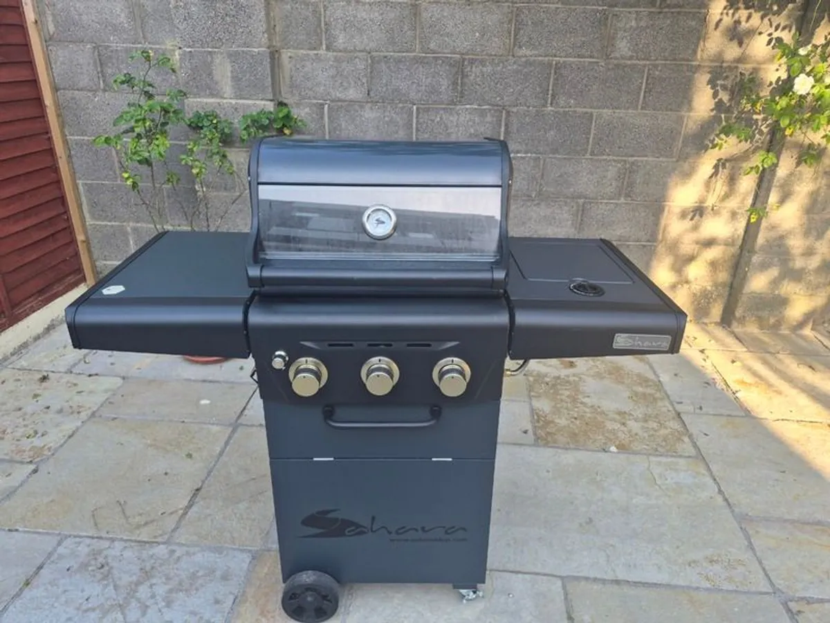 Gas BBQ for sale - Image 1