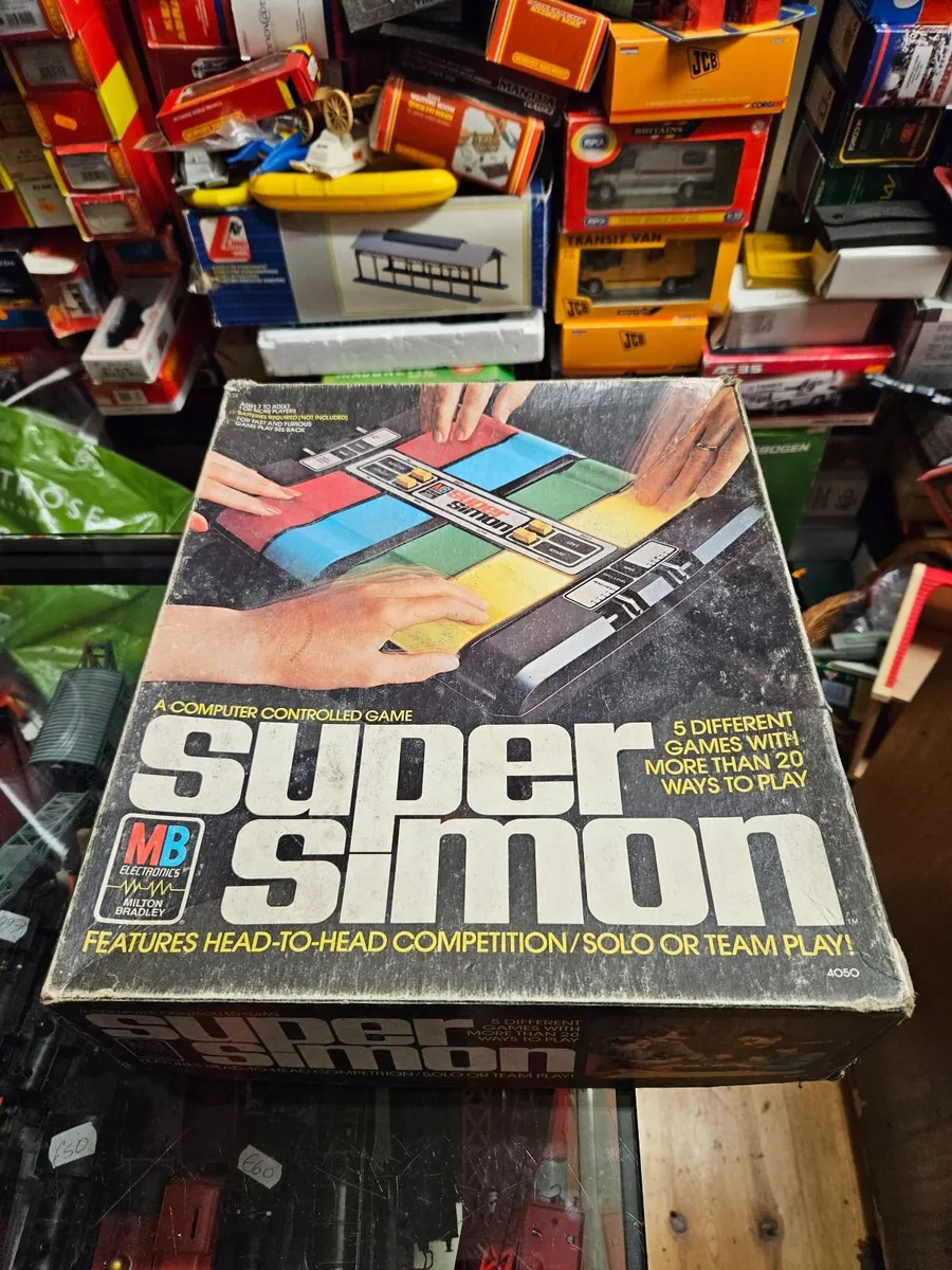 Vintage Super Simon Computer Game - Image 1