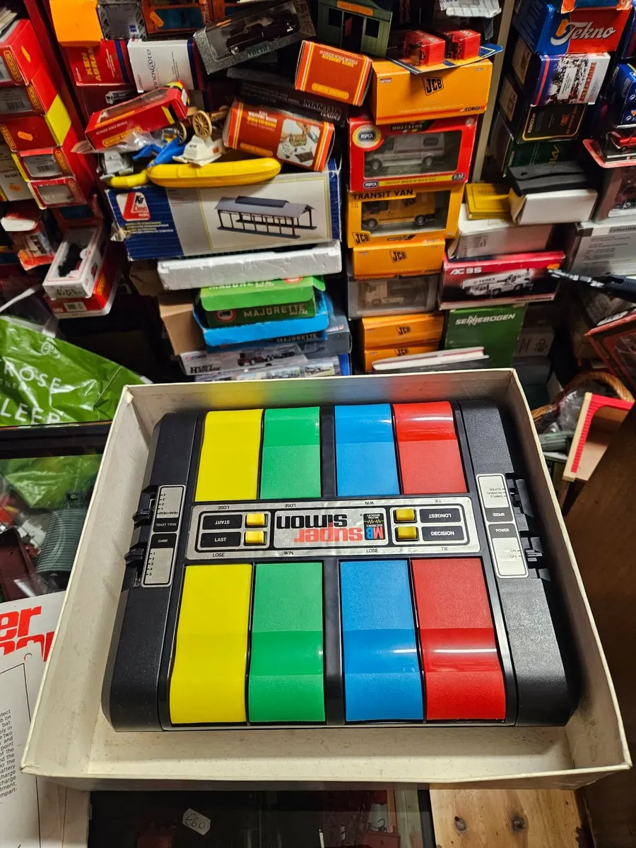 Vintage Super Simon Computer Game - Image 4