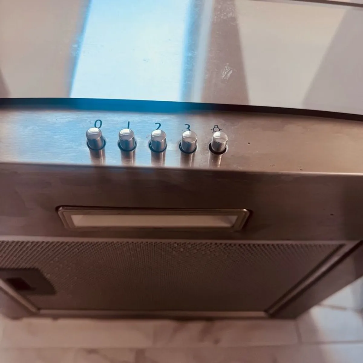 Induction Hob, electric oven/ grill with Electric Hood - Image 2