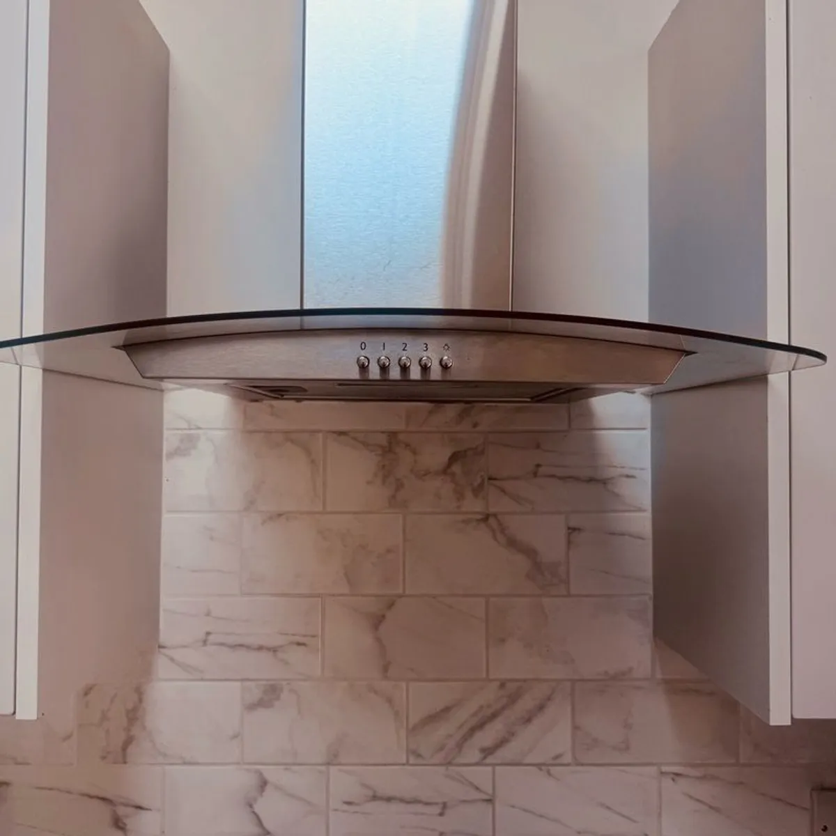 Induction Hob, electric oven/ grill with Electric Hood - Image 1