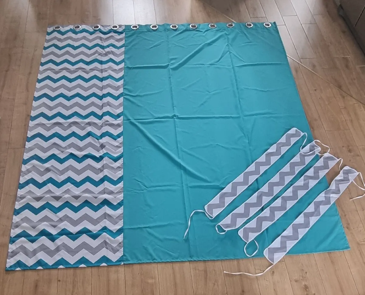 Curtains Blinds - Image 1