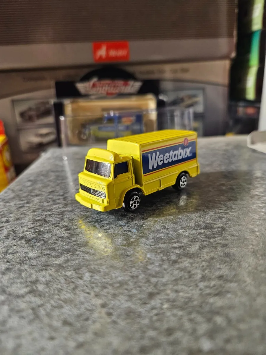 Corgi Weetabix Truck - Image 3