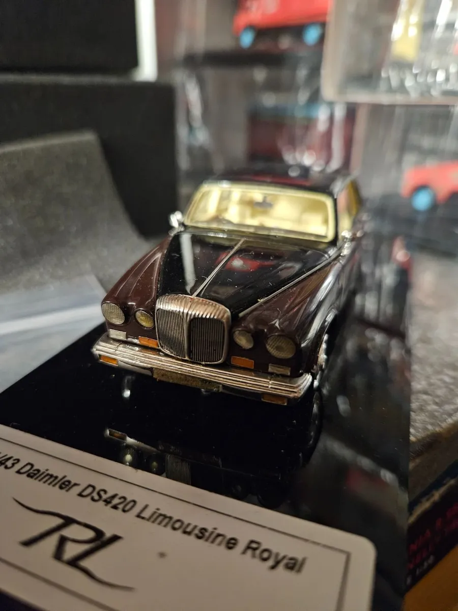 Corgi TRL Daimler - Image 2