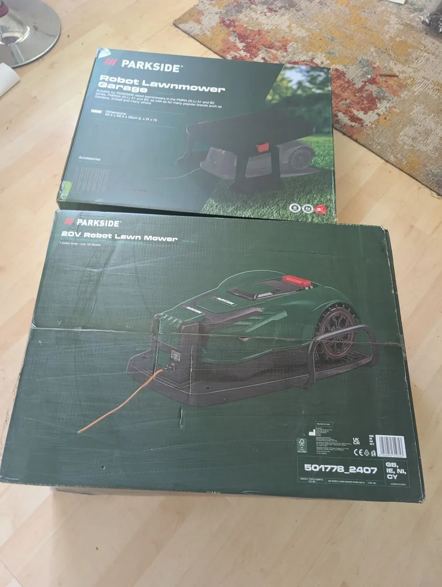 Robot lawnmower and shelter - Image 2