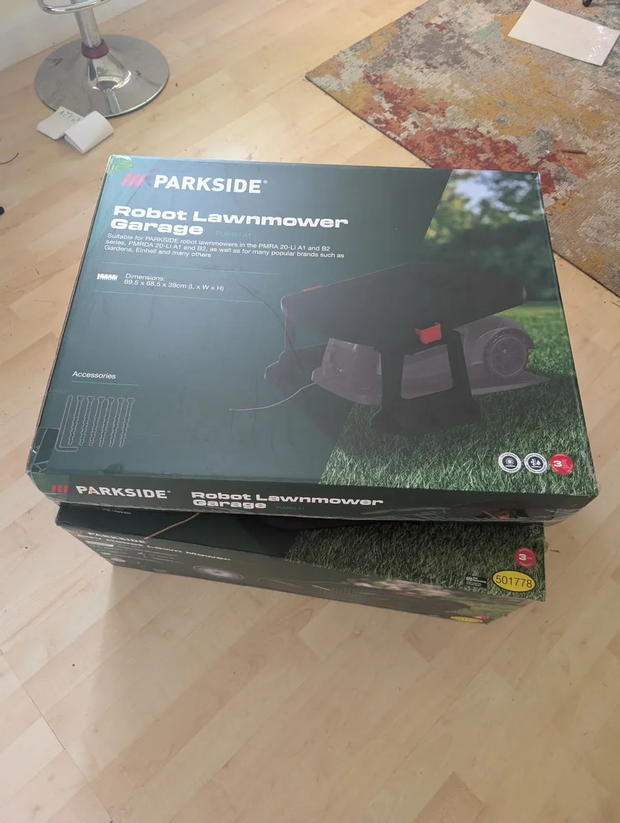 Robot lawnmower and shelter - Image 3