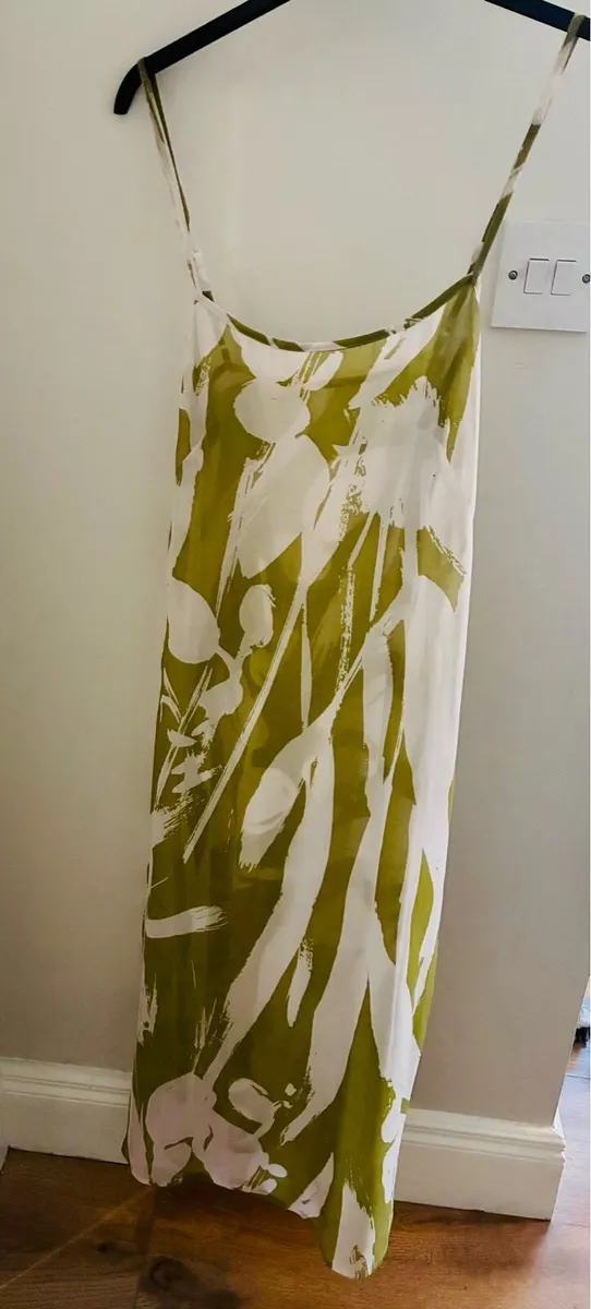 Dresses - Image 4