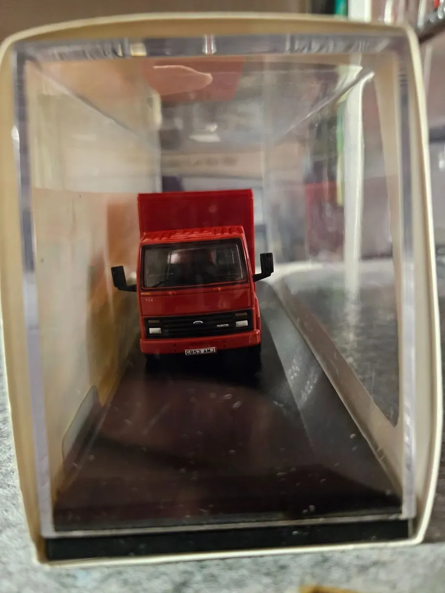 Corgi Oxford Ford Royal Mail Truck - Image 2