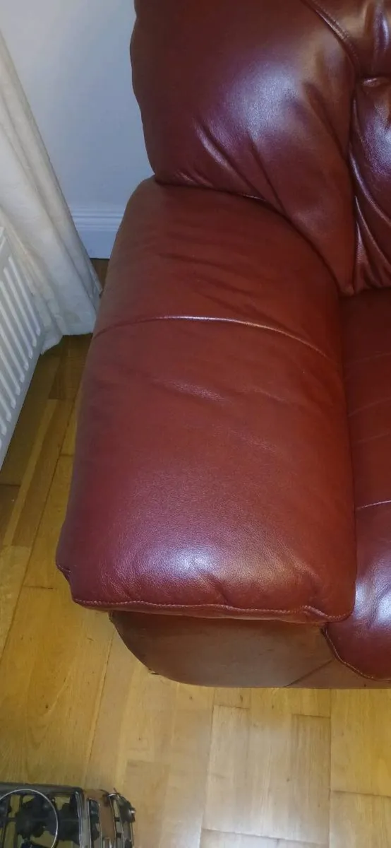 Red 2 seater leather couch - Image 3