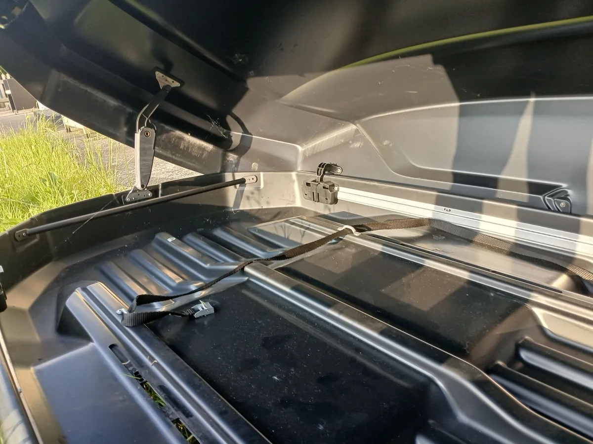 Roofbox - Image 4
