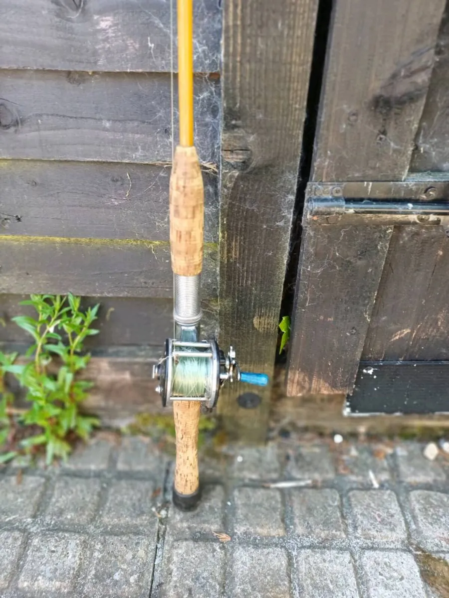 1940s Penn 180 Fishing Reel & Rod - Image 2