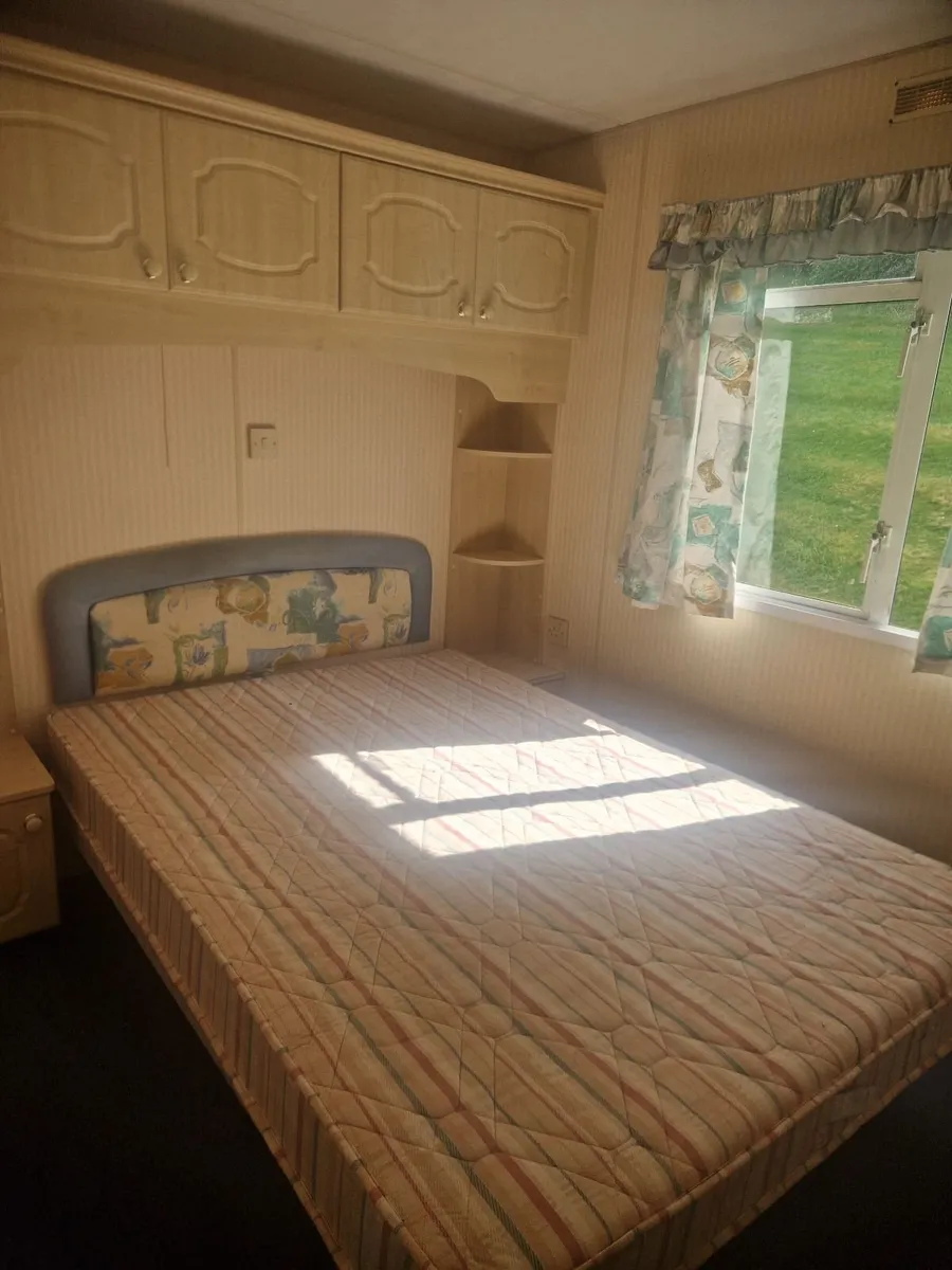 3 bedroom mobile home - Image 3