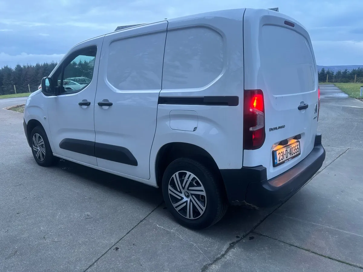 2023 Citroen Berlingo 1.5HDI - Image 3