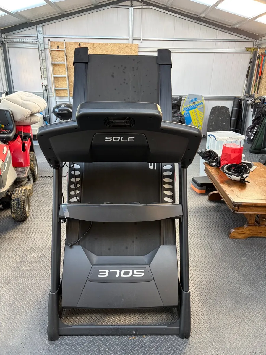 Sole F65 Treadmill - Image 2