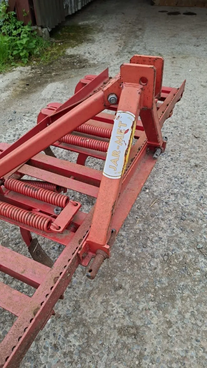 Grass Tiller - Image 4