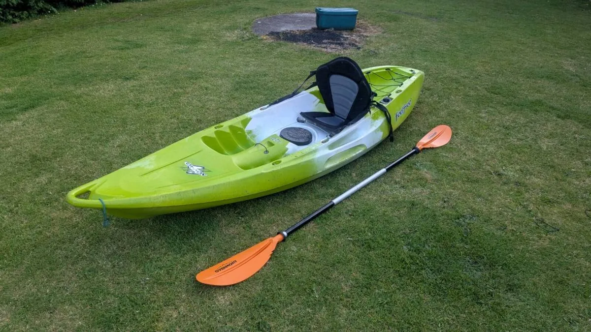 FeelFree sit in kayak - Image 1