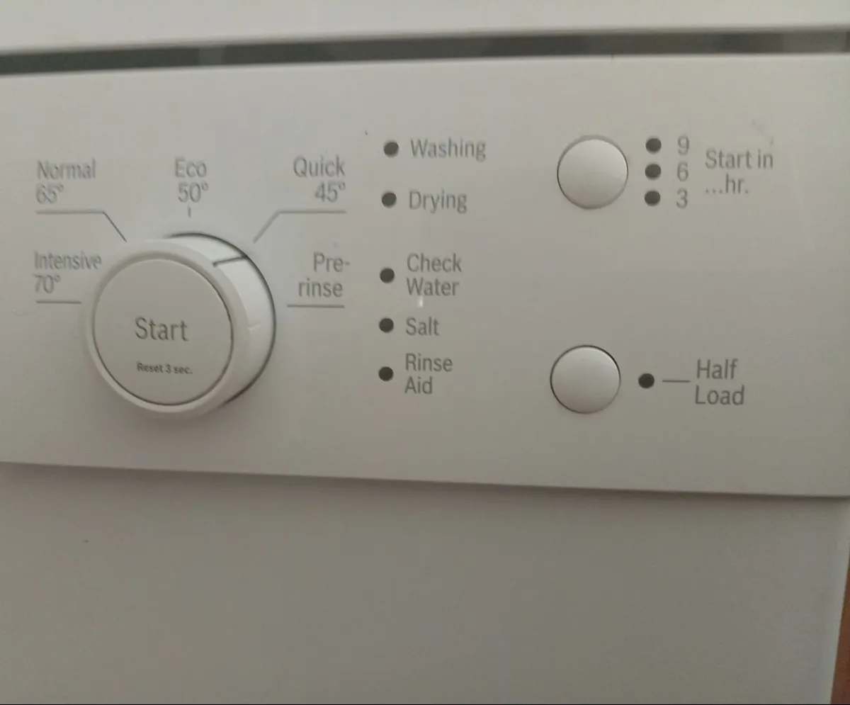 Dishwasher Bosch Clean - Image 4