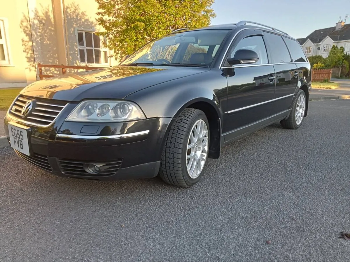 VW Passat W8 4.0 - Image 2