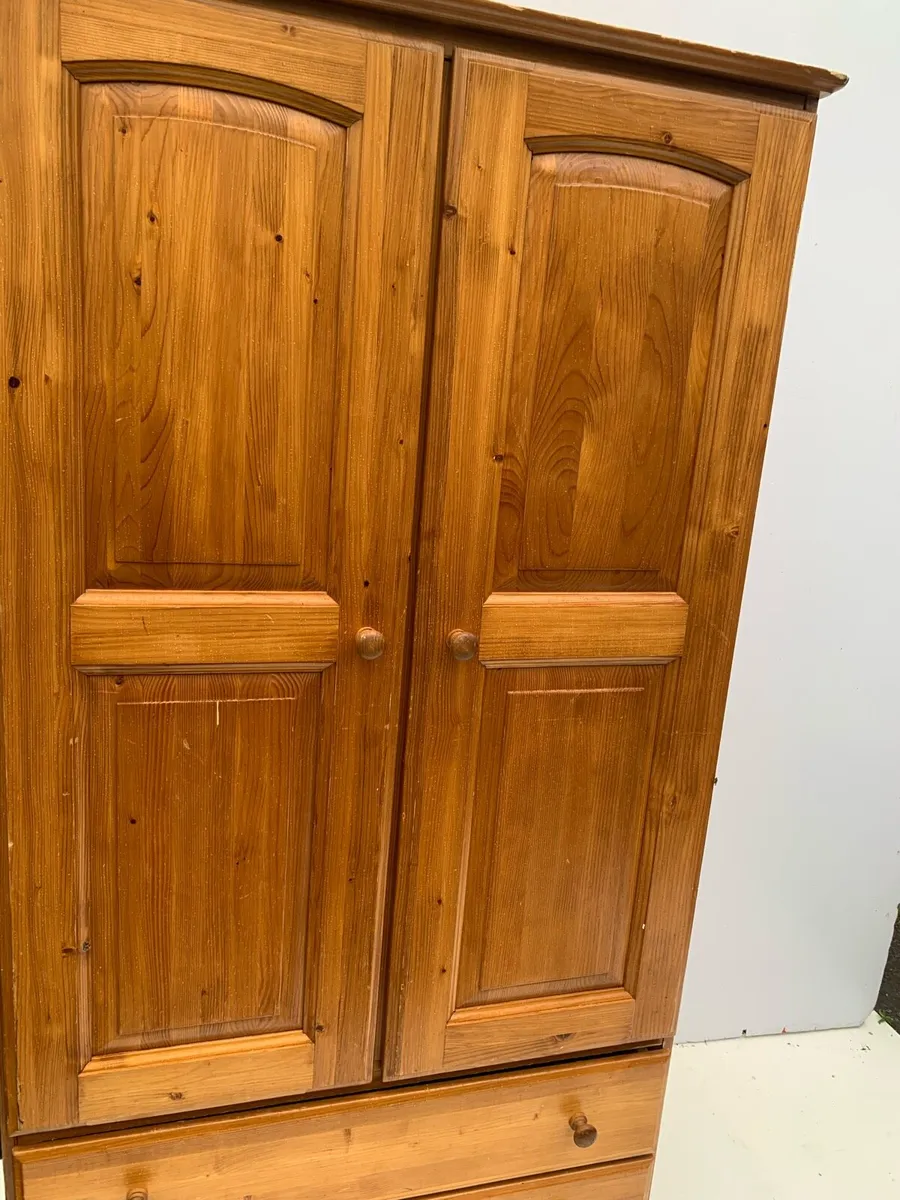 Wardrobe - Image 4