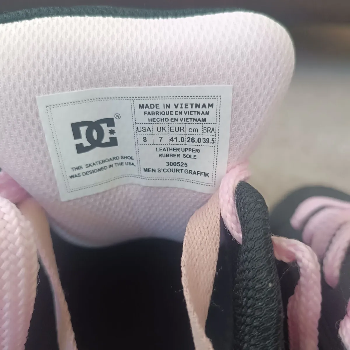 New DC Shoes Court Graffik (Black/Pink) - Image 3