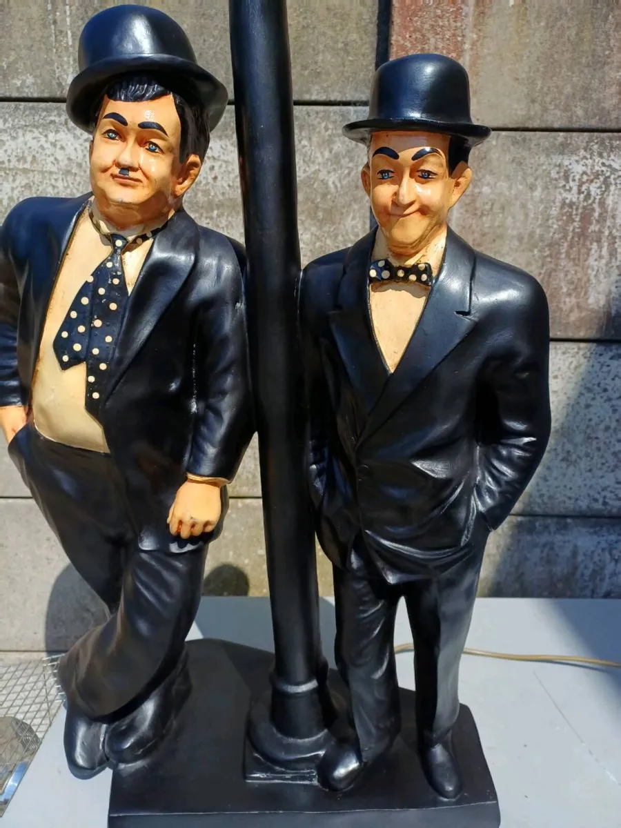 Large Vintage Laurel & Hardy Sculpture - Image 2