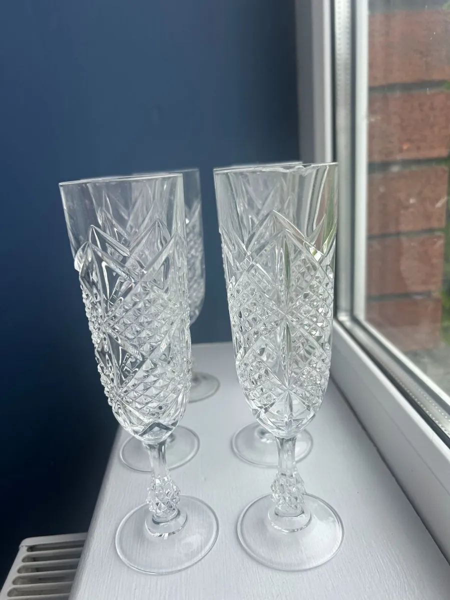 Vintage Cut Crystal Champagne Flutes (Set of 6) - Image 3