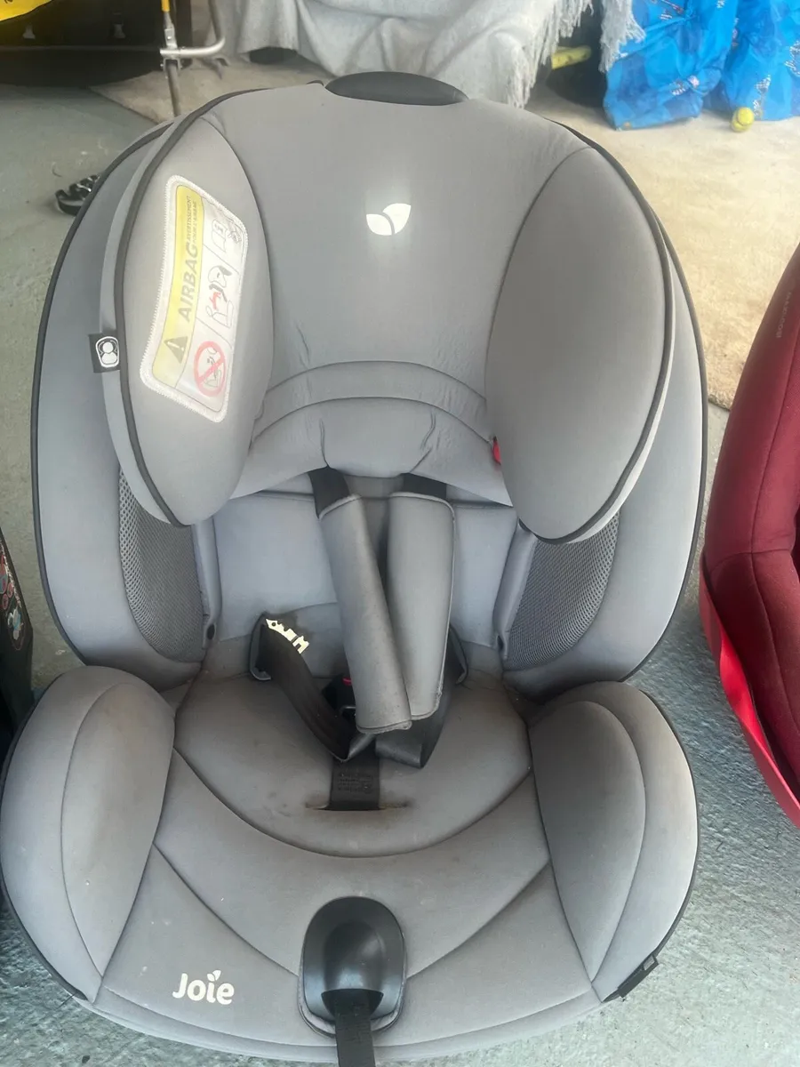 Car seats - Image 3