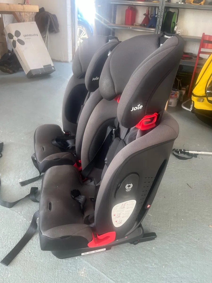 Car seats - Image 4