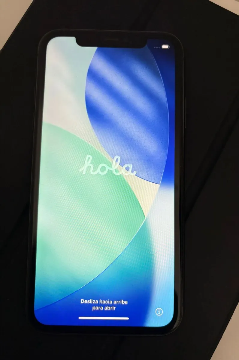 iPhone 11 in perfect condition - Image 2