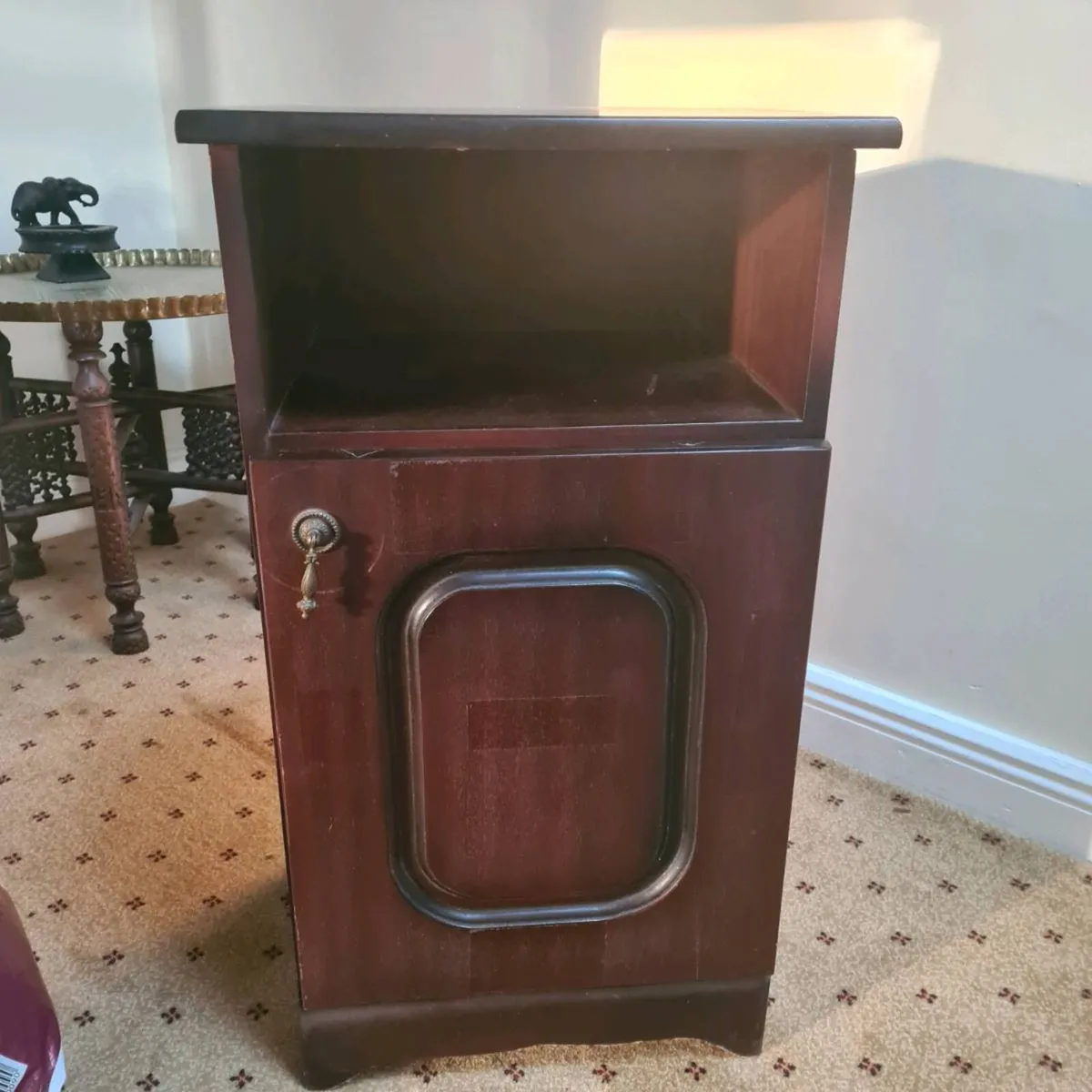 Bedroom locker - Image 3