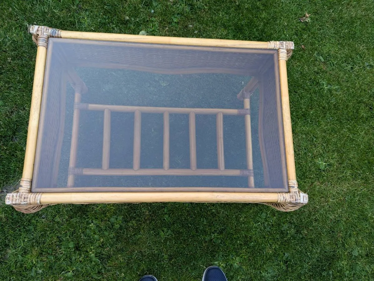 Wicker coffee table - Image 3