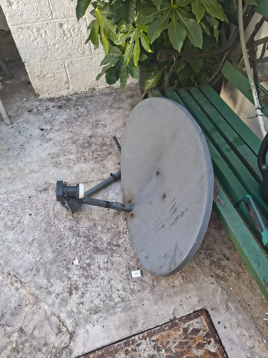satellite dish - Image 1