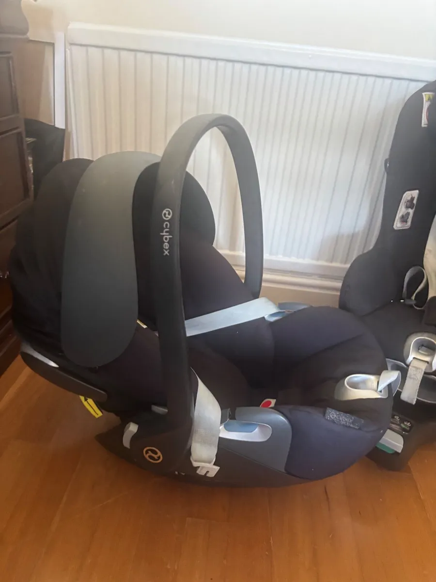 Car Seats - Image 4