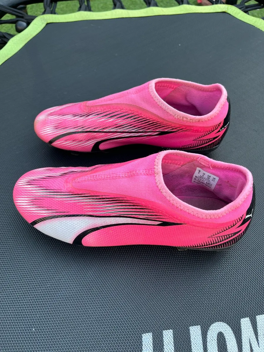 Football Boots Puma Size 5 - Image 2