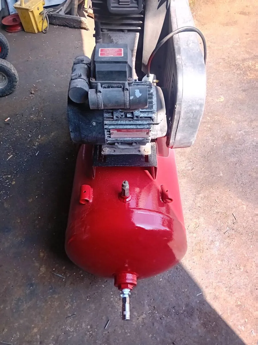 150 ltr Compressor - Image 2