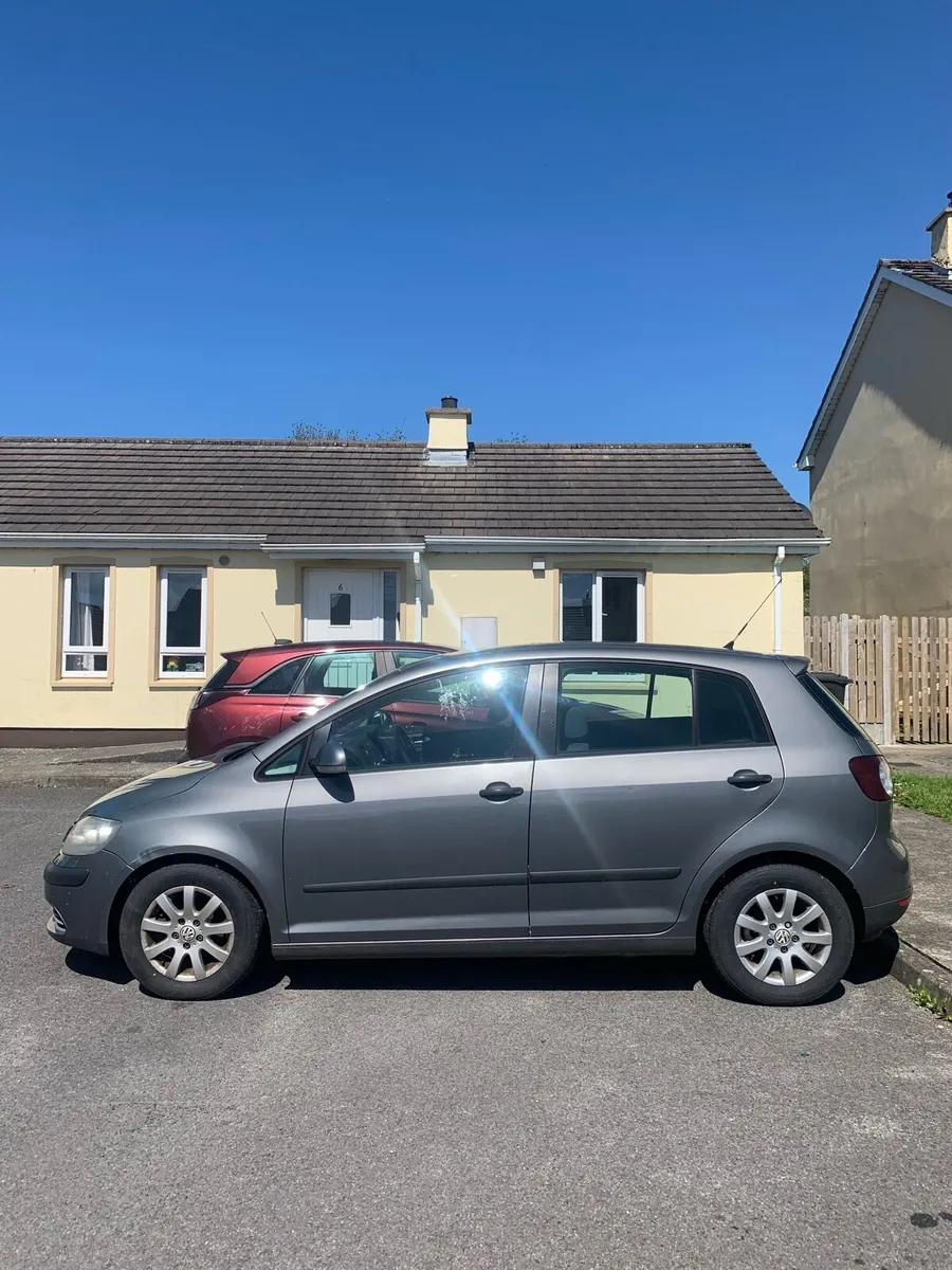 06’ Volkswagen Golf Plus 1.6L - Image 2