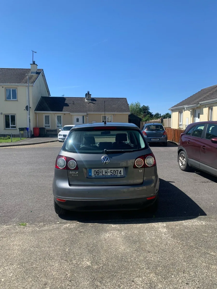 06’ Volkswagen Golf Plus 1.6L - Image 3
