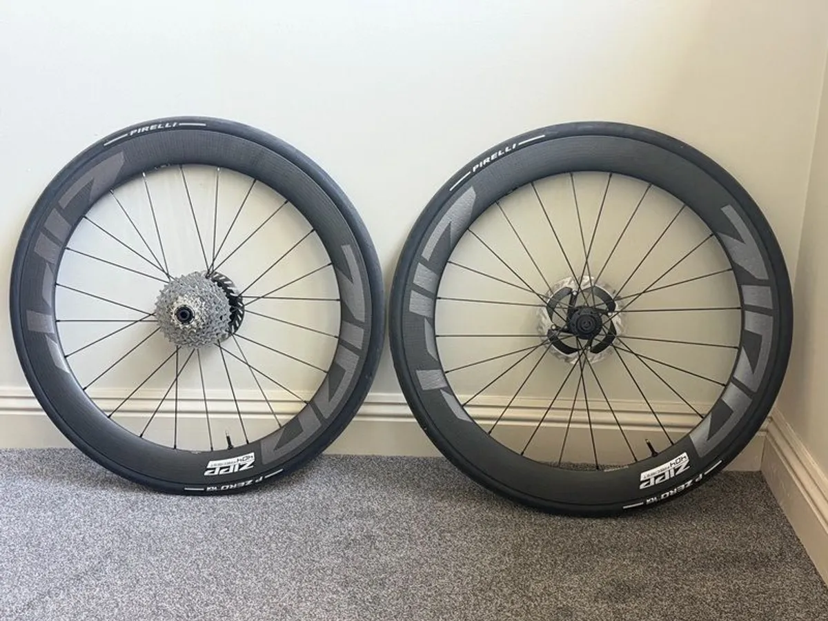 Bike Wheels, Zipp 404 Firecrest, 2months old, like NEW! - Image 2