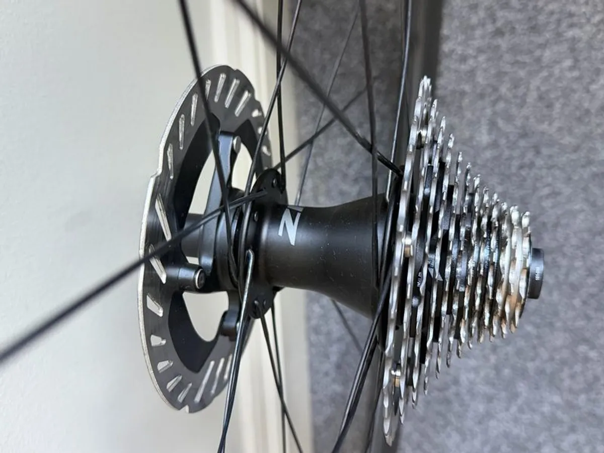 Bike Wheels, Zipp 404 Firecrest, 2months old, like NEW! - Image 3
