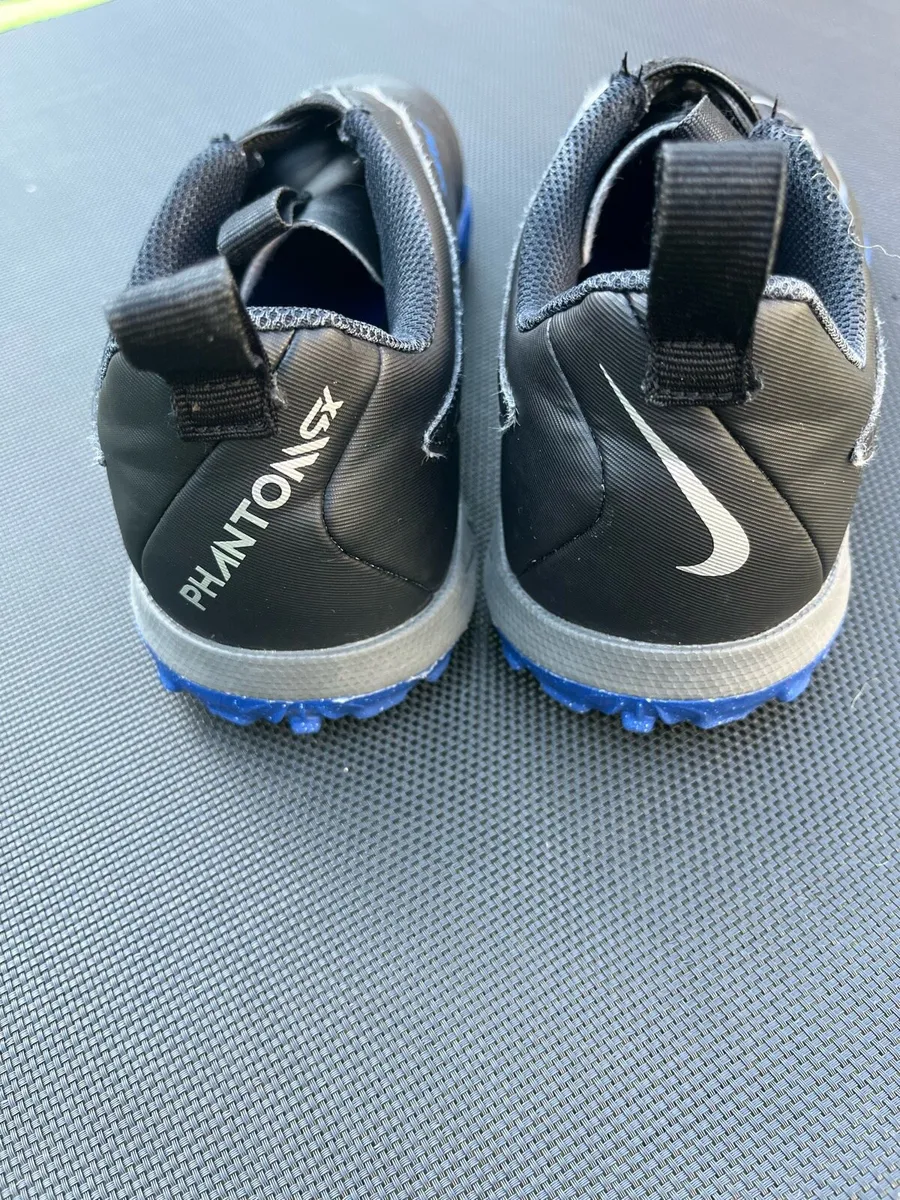 Nike Astro football boots size 5.5 - Image 2